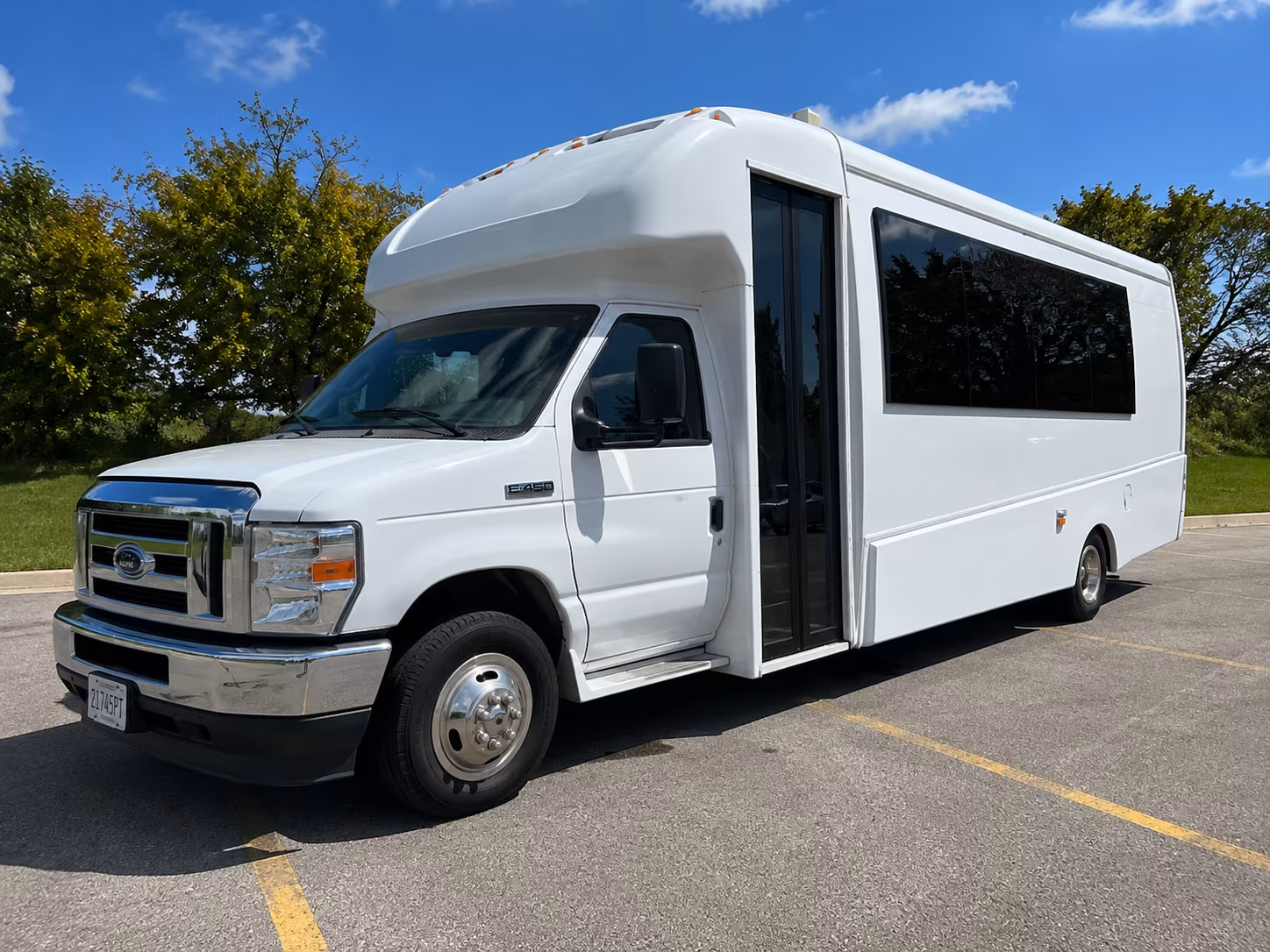 airport arrival and departure buses for fort myers wedding guests