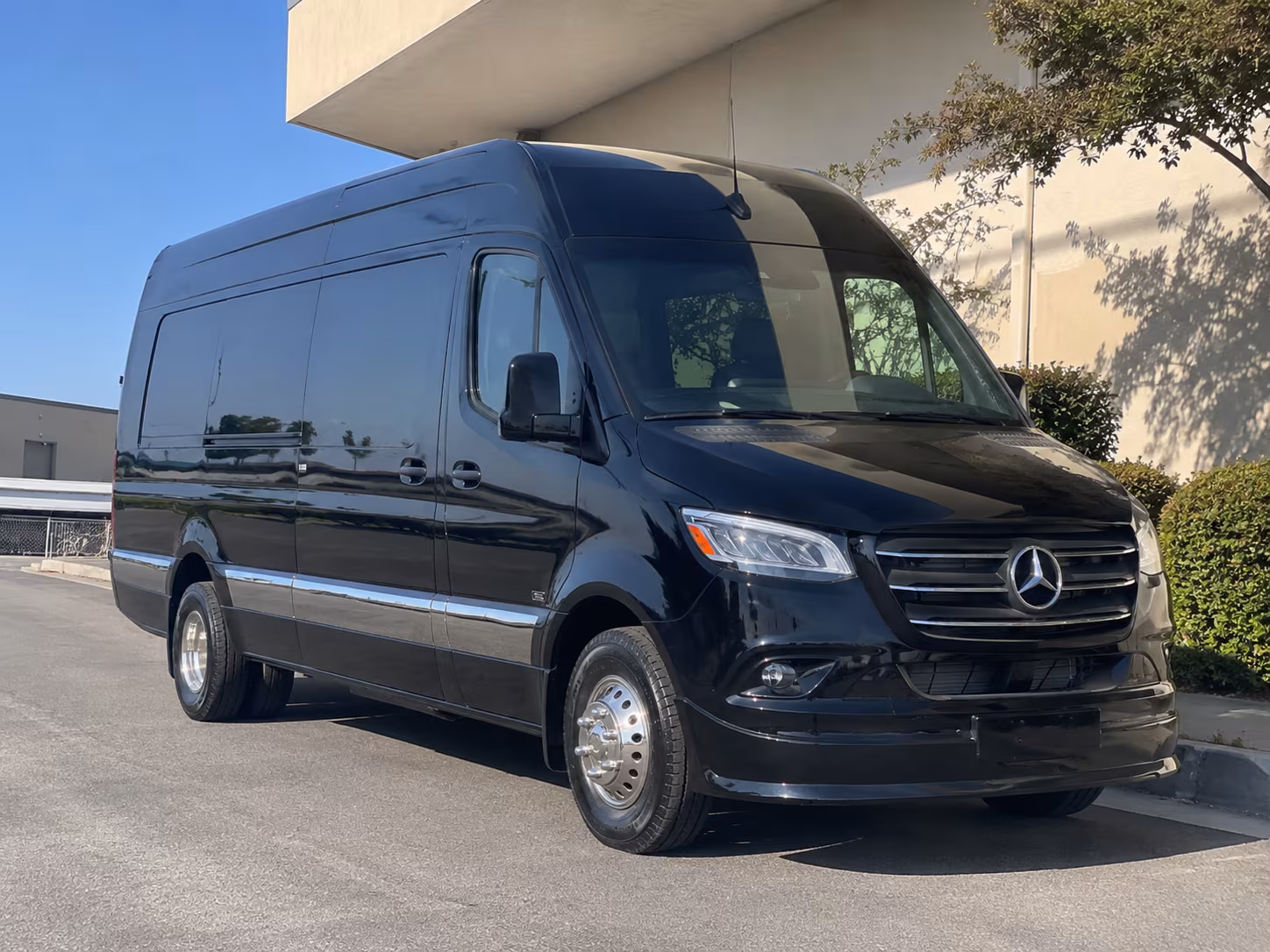 bus rental options for fort myers trips
