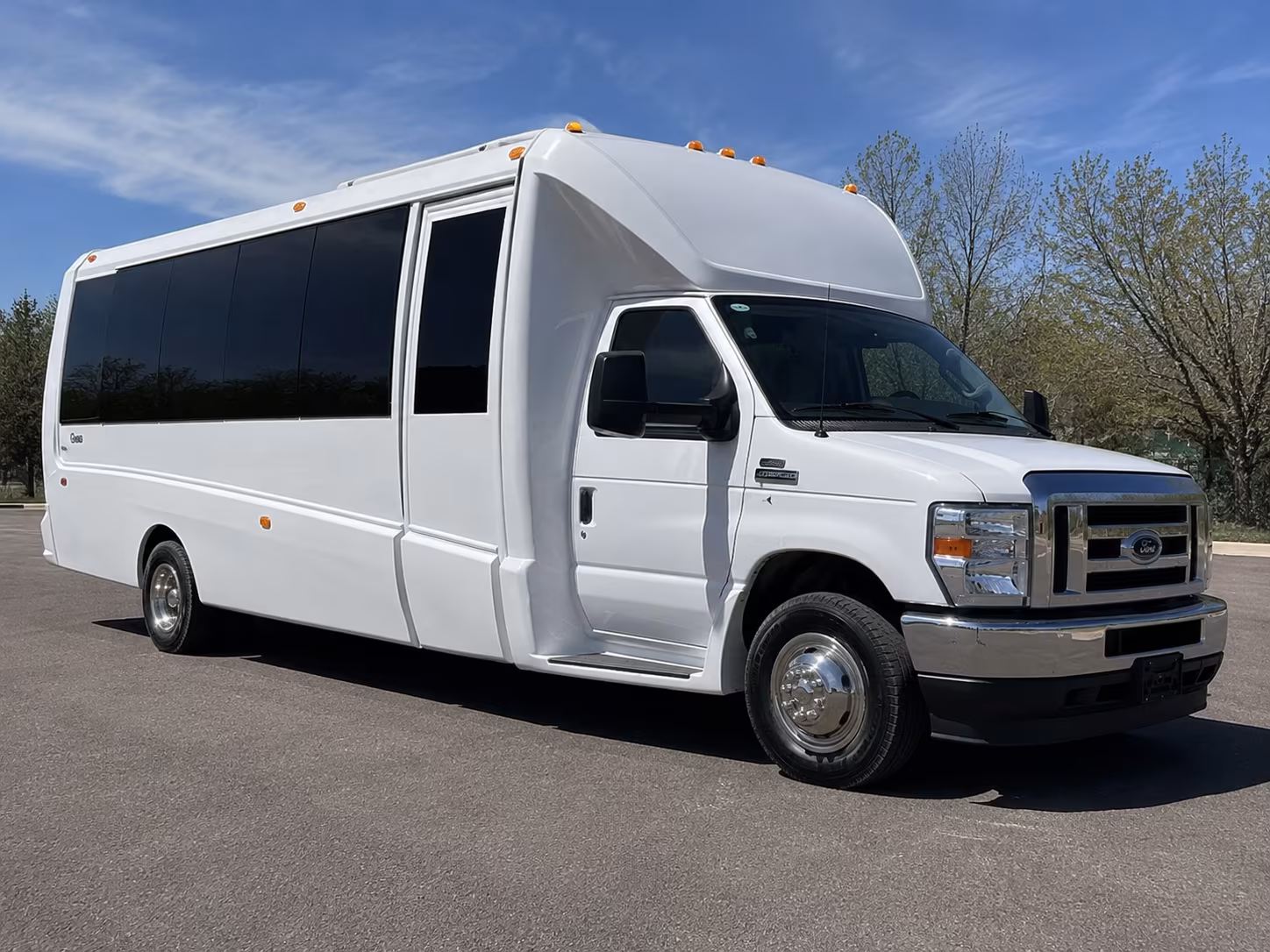 concert night bus rentals along the fort myers beach and cape coral circuit