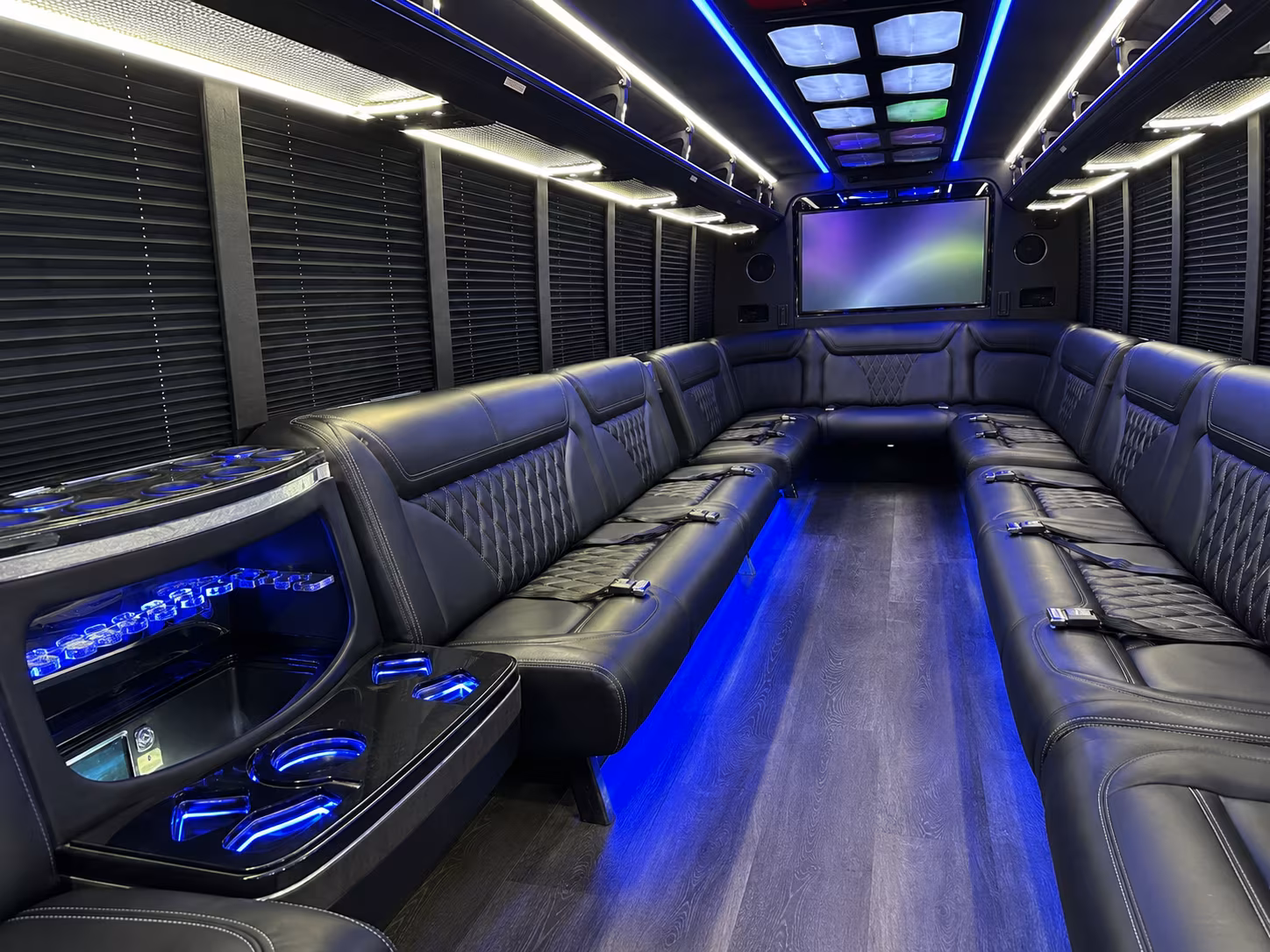 fort myers 20 passenger party bus inside