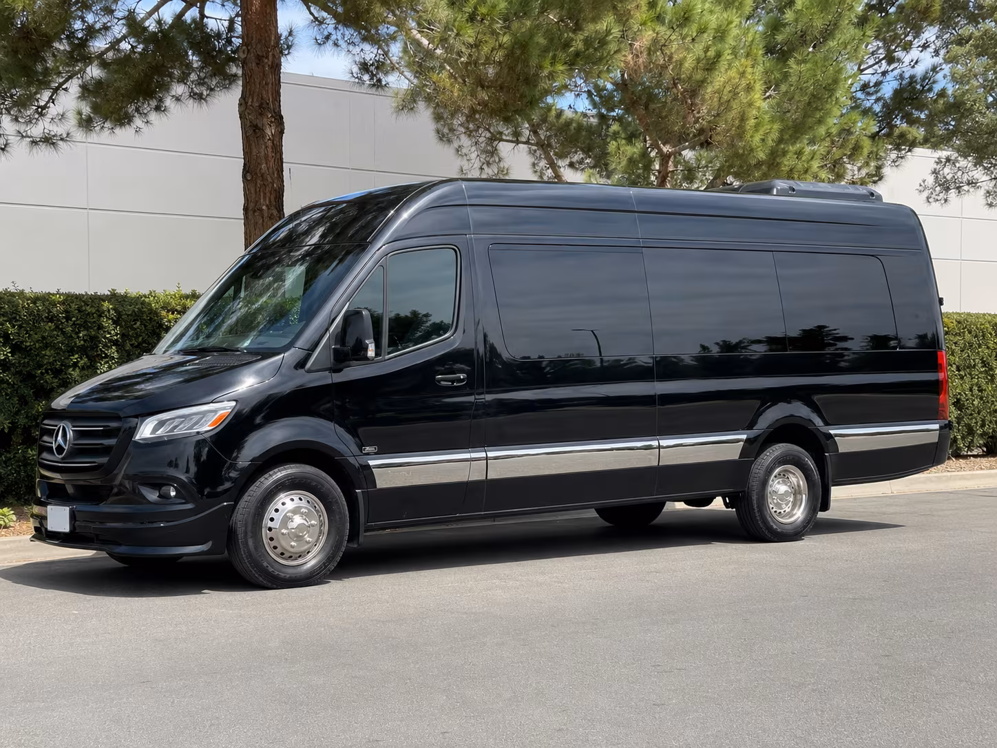 reserve transportation for your next bachelor or bachelorette party 2