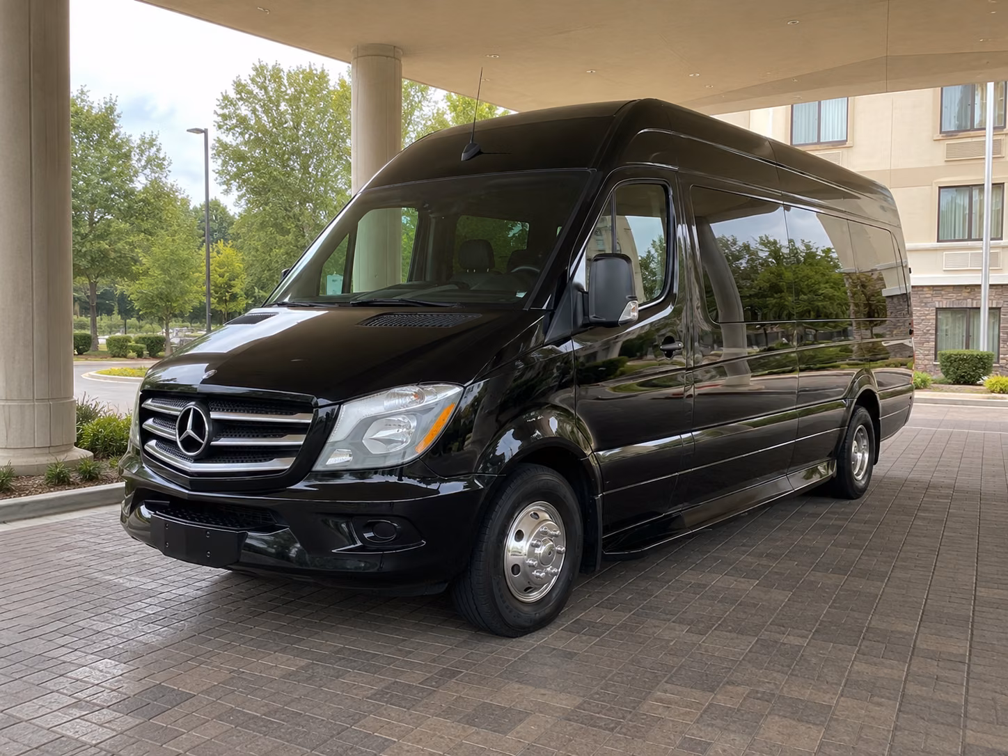 reserve transportation for your next bachelor or bachelorette party 5