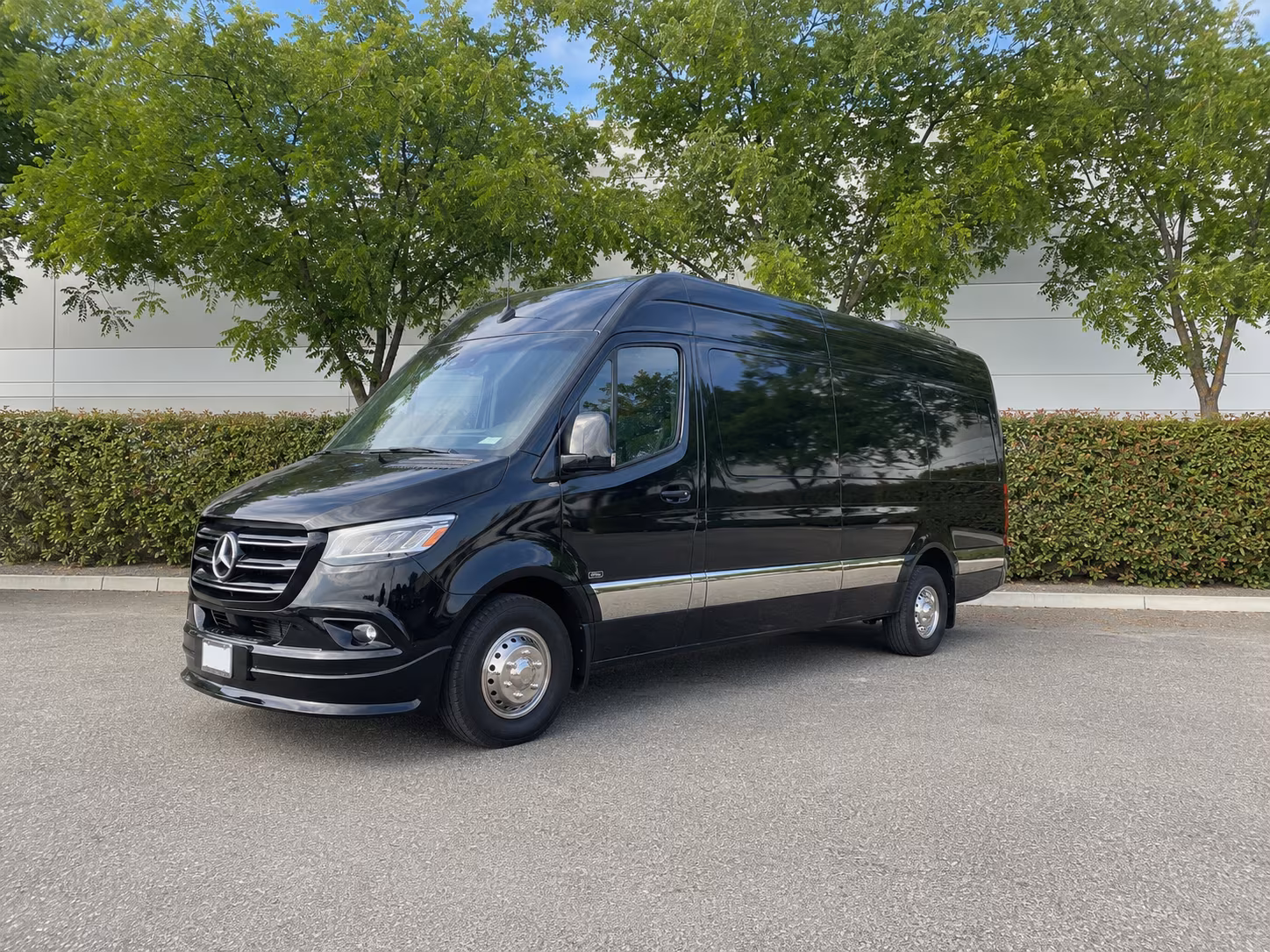 reserve transportation for your next prom 4